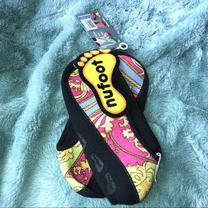 BRAND NEW NUFOOT SLIPPERS